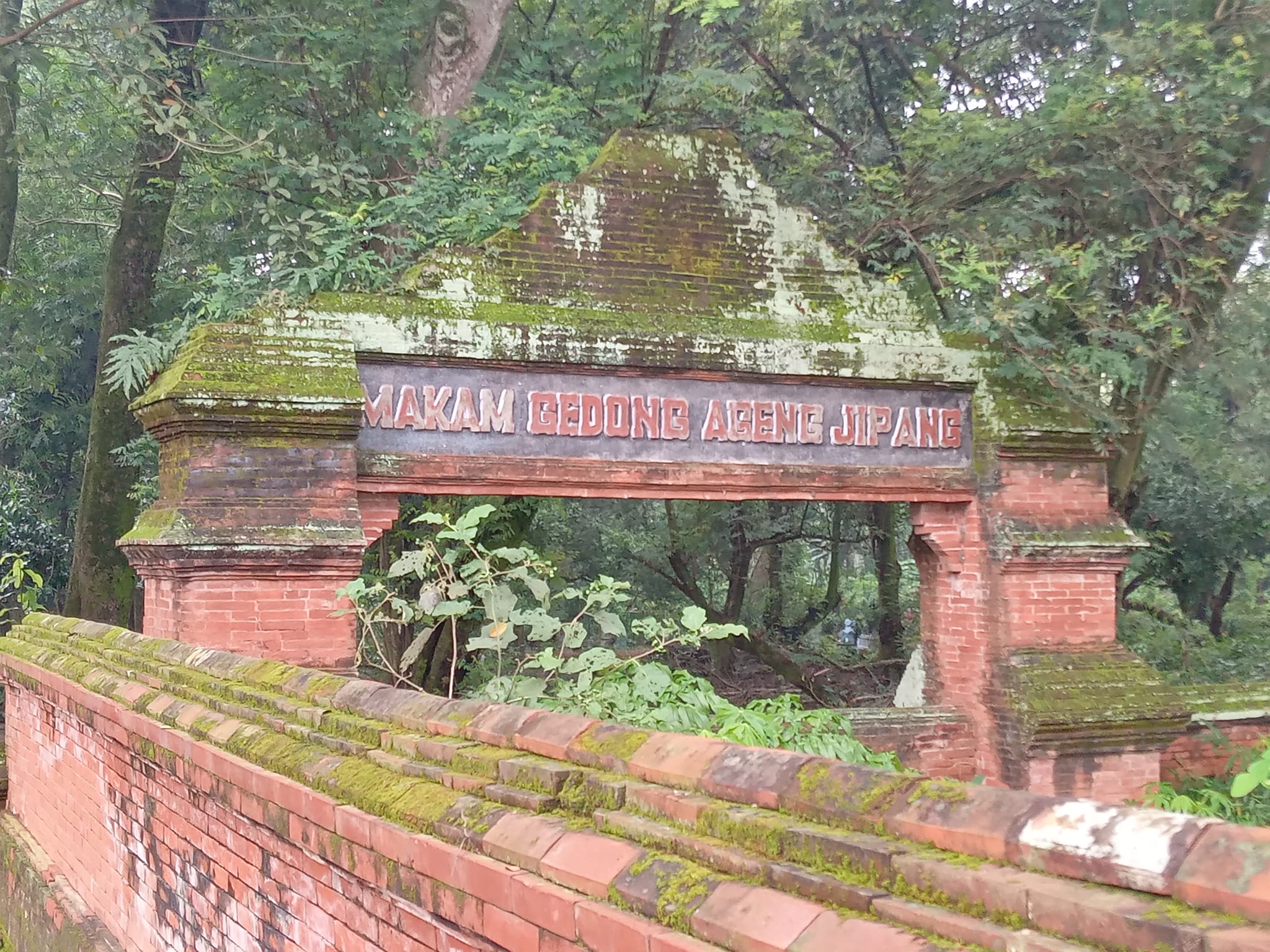 MAKAM GEDONG AGENG JIPANG