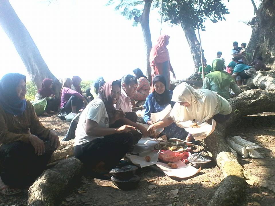 Nyadran: Tradisi Kuno yang Terus Dilestarikan – Sebuah Narasi Panjang