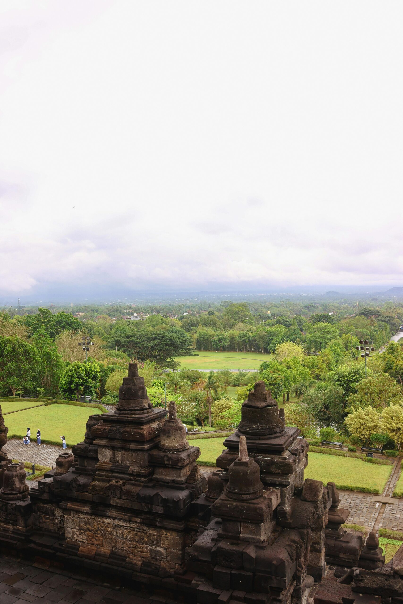 Rekonstruksi Perjalanan Hayam Wuruk Berdasarkan Nagarakretagama dan Sumber-Sumber Sejarah Modern